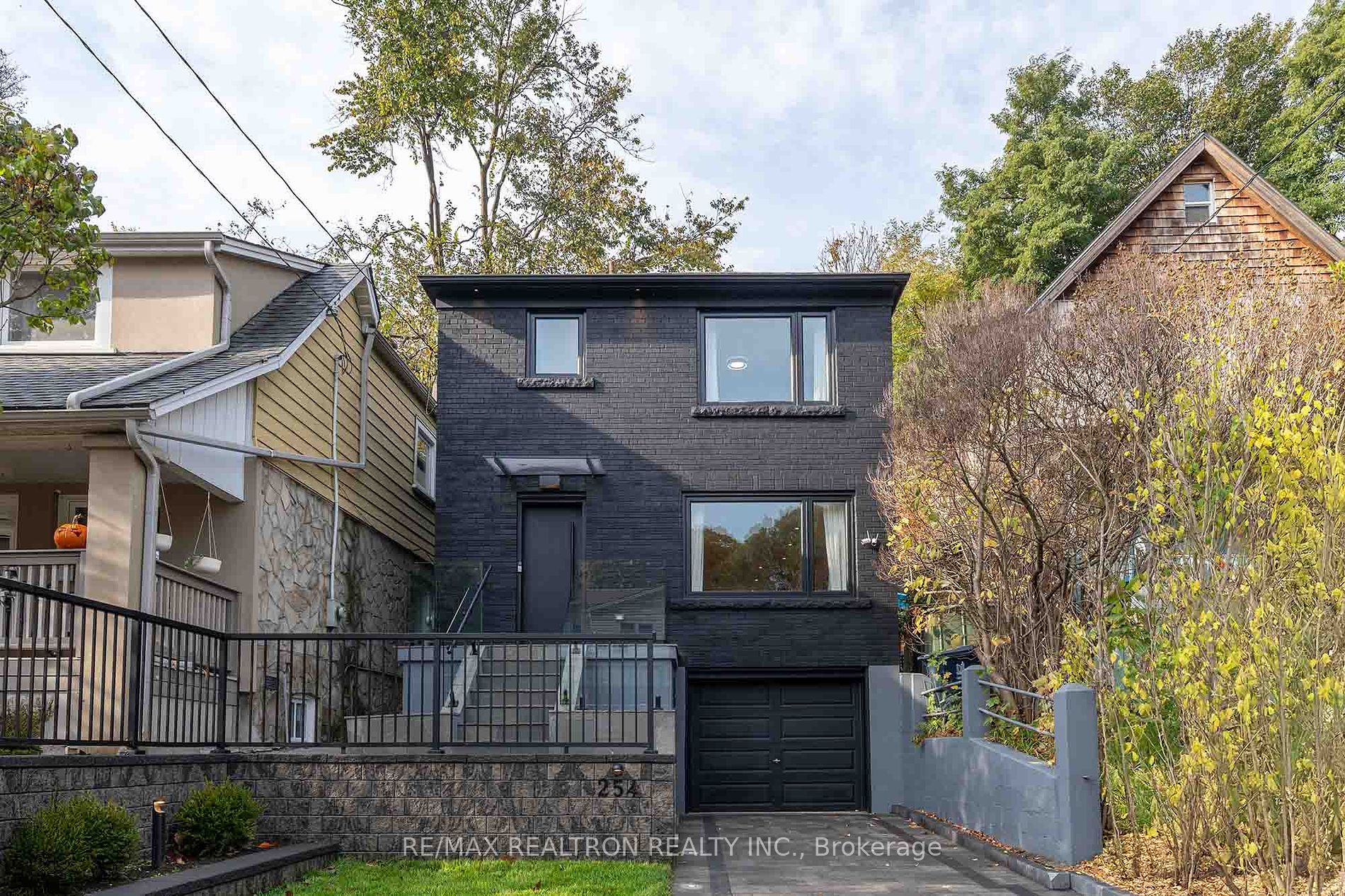 254 Hastings Ave, Toronto, Ontario, South Riverdale