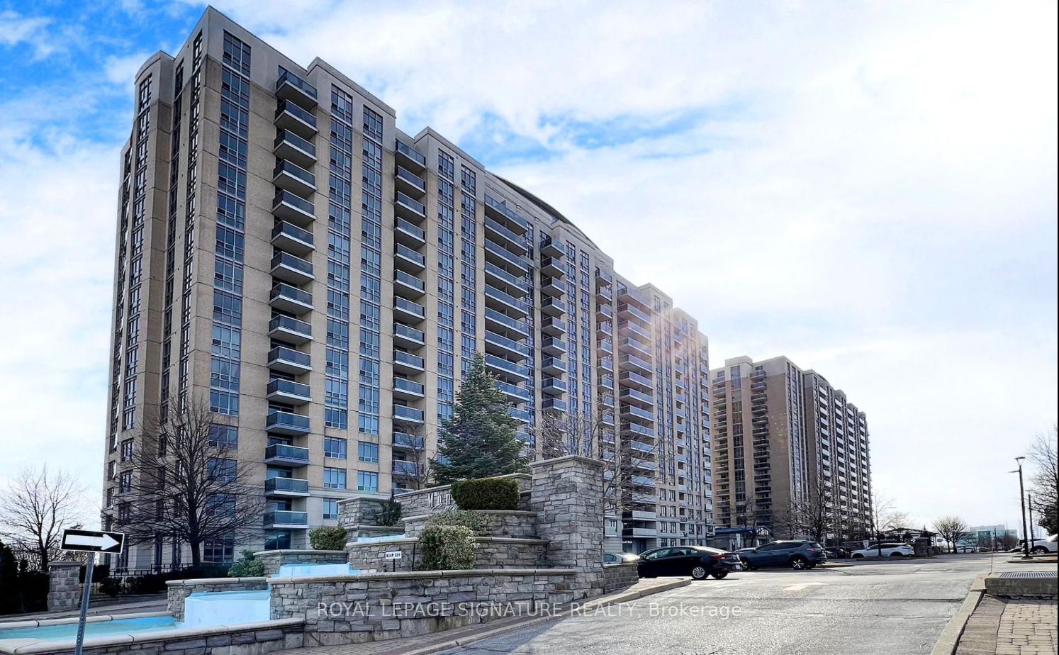 8 Mondeo Dr, Toronto, Ontario, Dorset Park