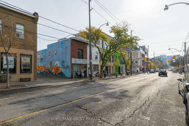 137 Ossington Ave E, Toronto, Ontario, Trinity-Bellwoods