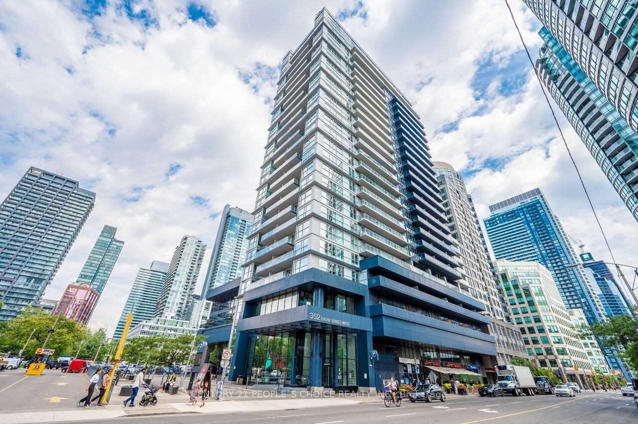 352 Front Street  W, Toronto, Ontario, Waterfront Communities C1