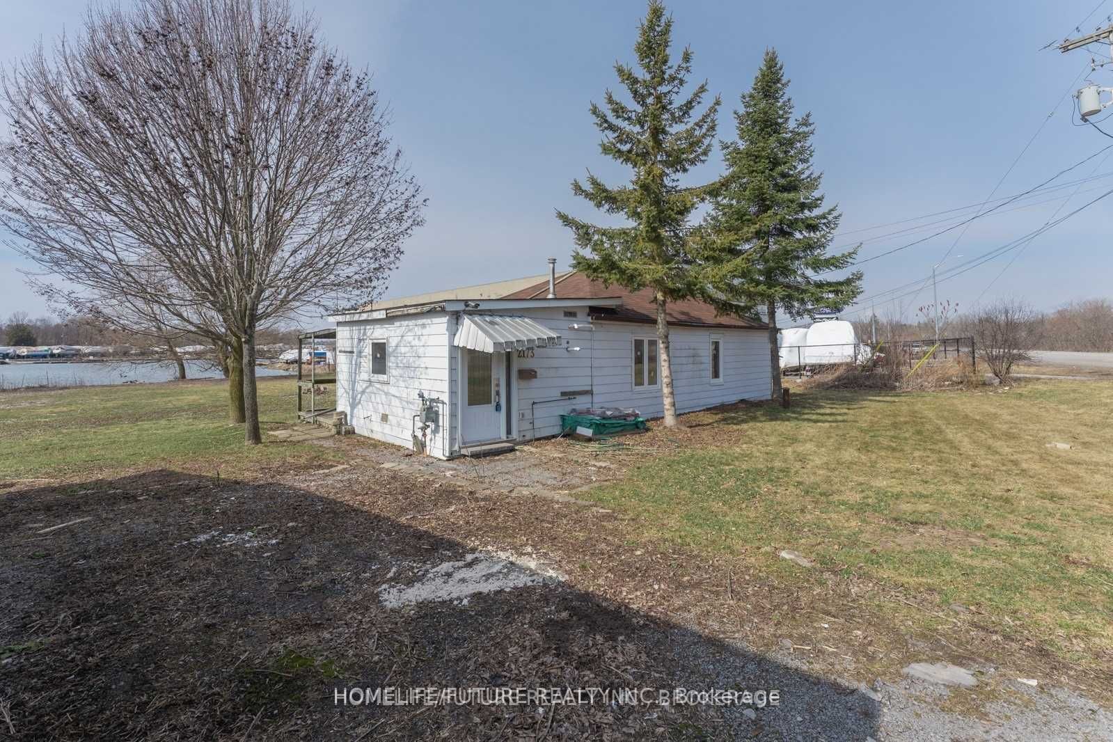 2173 Bath Rd, Kingston, Ontario, 