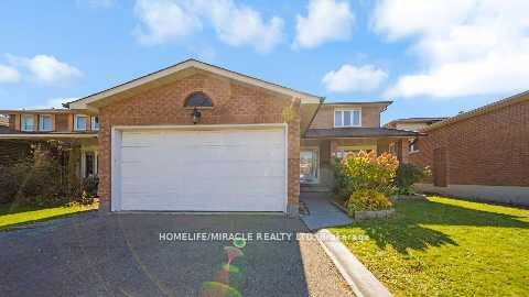 40 Minglehaze Dr, Toronto, Ontario, Mount Olive-Silverstone-Jamestown