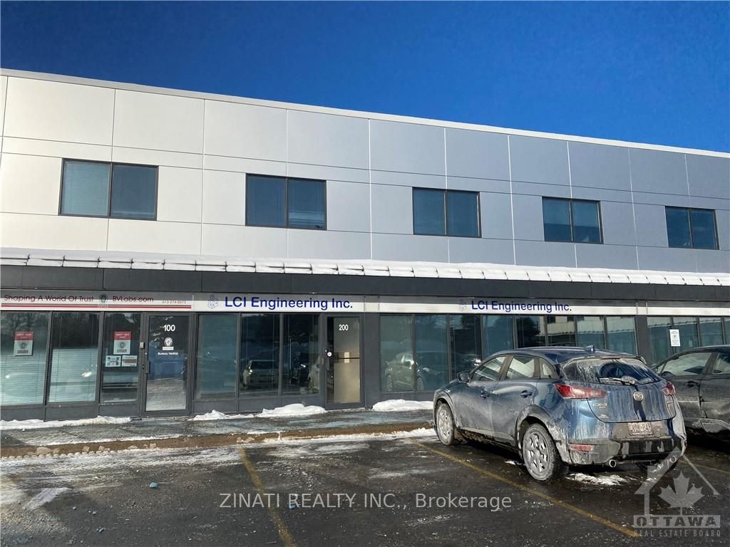 36 ANTARES Dr, Country Place - Pineglen - Crestview and Area, Ontario, 7401 - Rideau Heights/Industrial Park