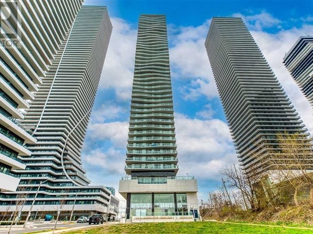 33 Shore Breeze Dr, Toronto, Ontario, Mimico