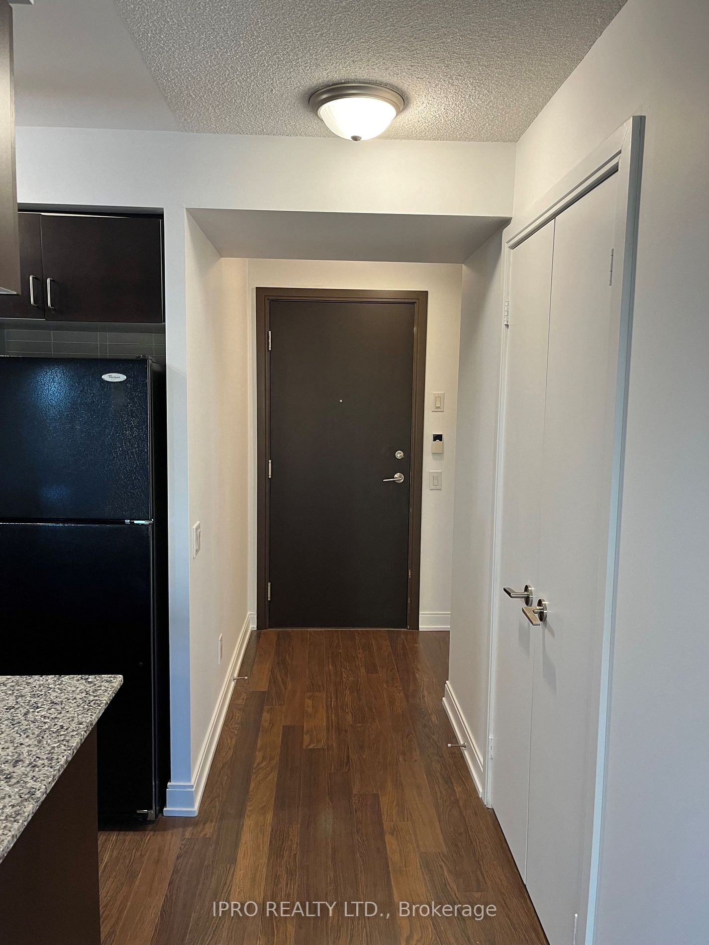 25 Viking Lane, Toronto, Ontario, Islington-City Centre West