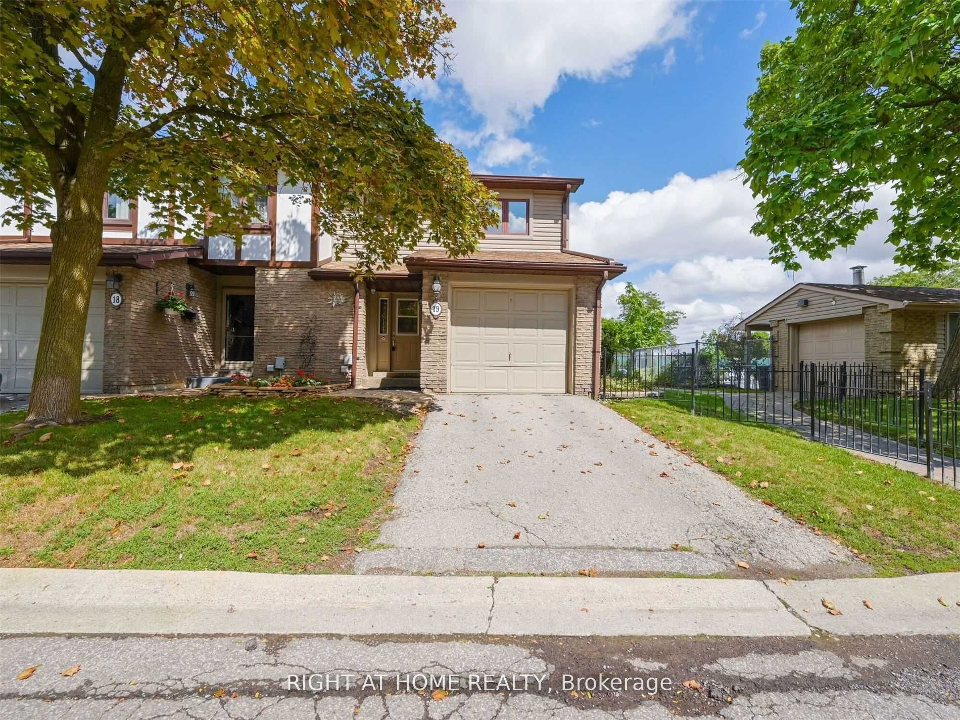 19 Greenwich Circ, Brampton, Ontario, Northgate