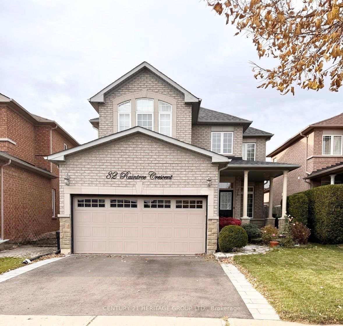 82 Raintree Cres, Richmond Hill, Ontario, Oak Ridges