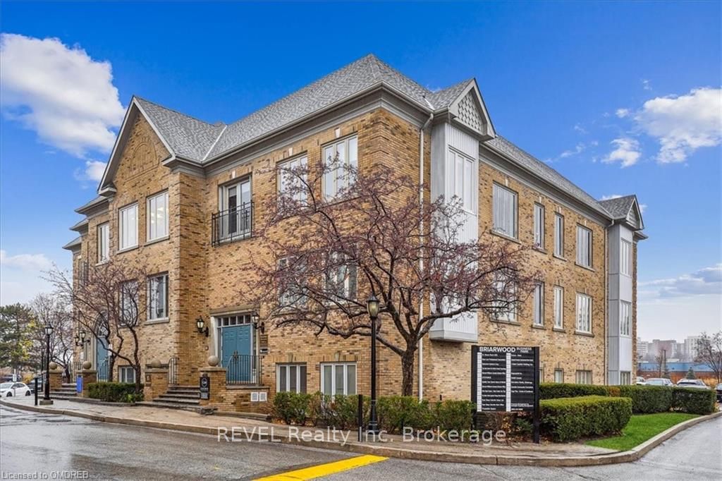 406 NORTH SERVICE #WHOLE Rd E, Oakville, Ontario, Iroquois Ridge South