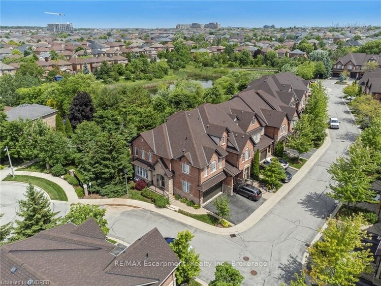 300 RAVINEVIEW Way, Oakville, Ontario, 1018 - WC Wedgewood Creek