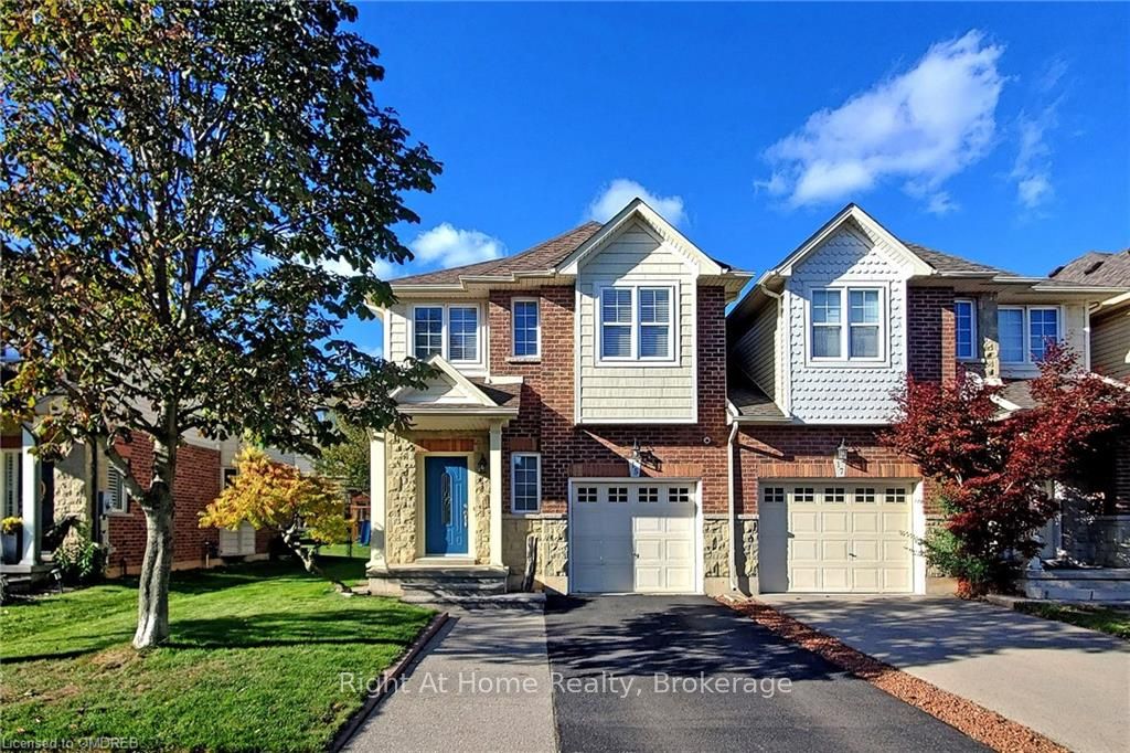 15 BROOKING Crt, Hamilton, Ontario, Ancaster