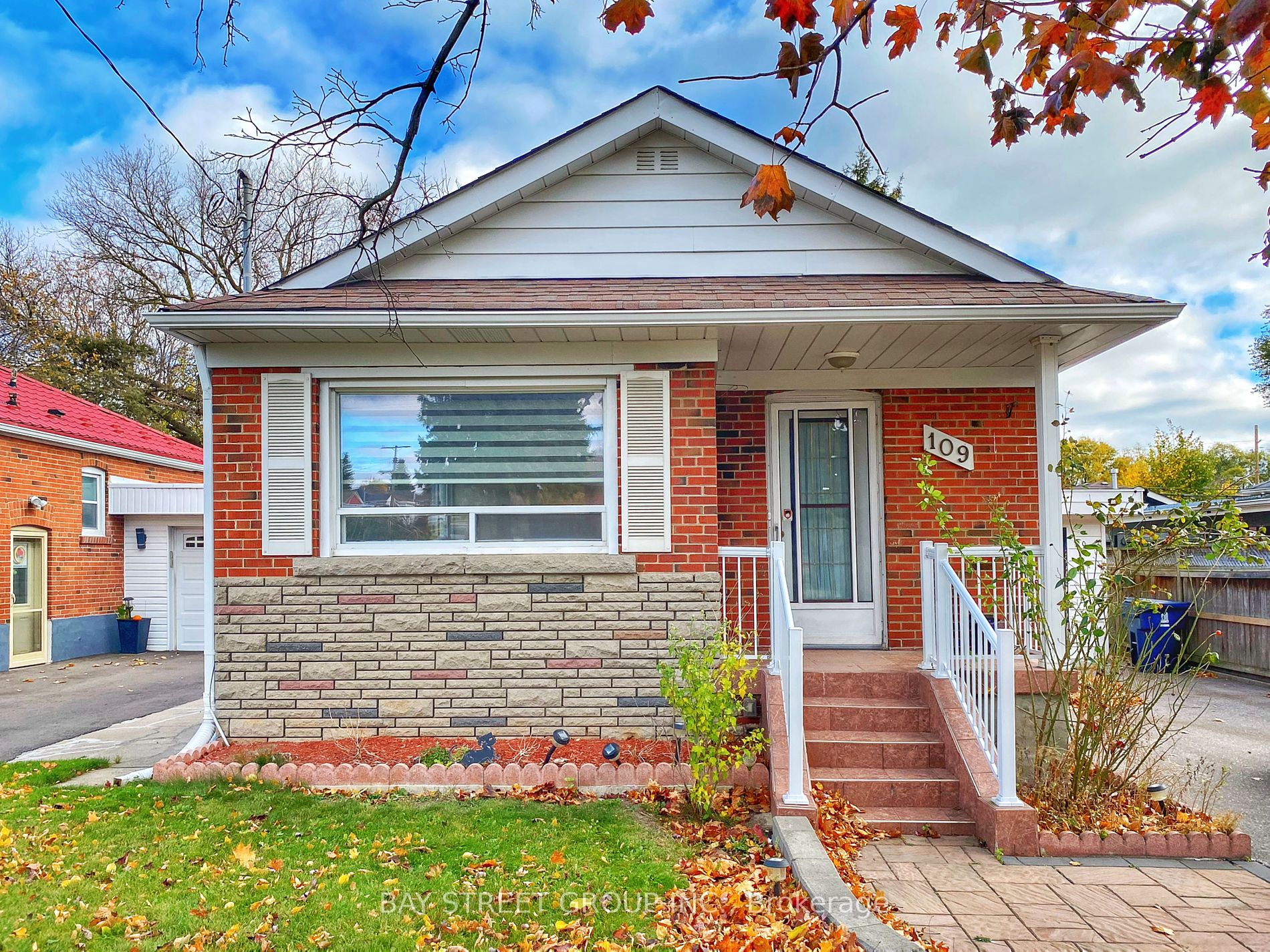 109 Wye Valley Rd, Toronto, Ontario, Dorset Park