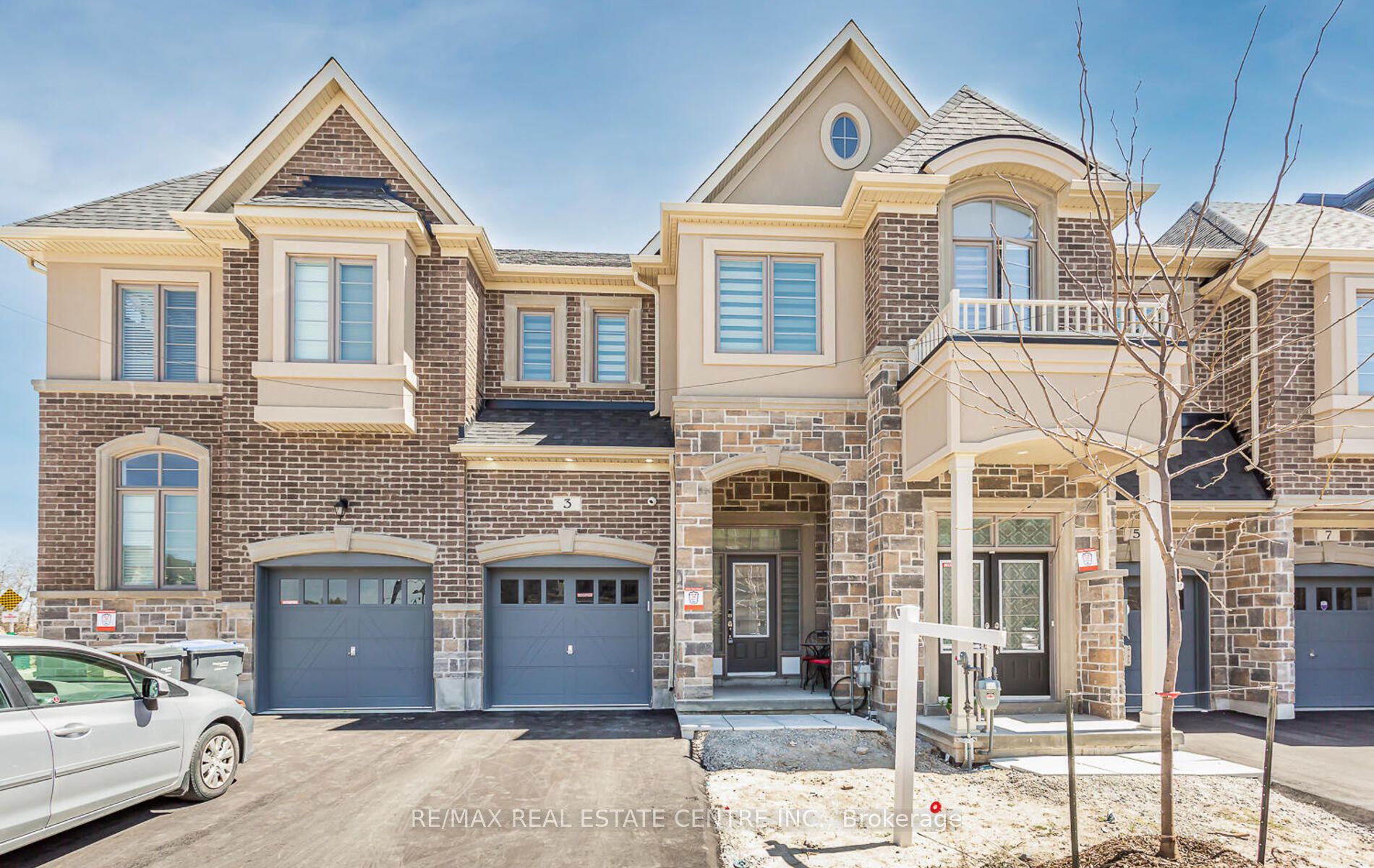 3 Dalbeattie Dr, Brampton, Ontario, Bram West