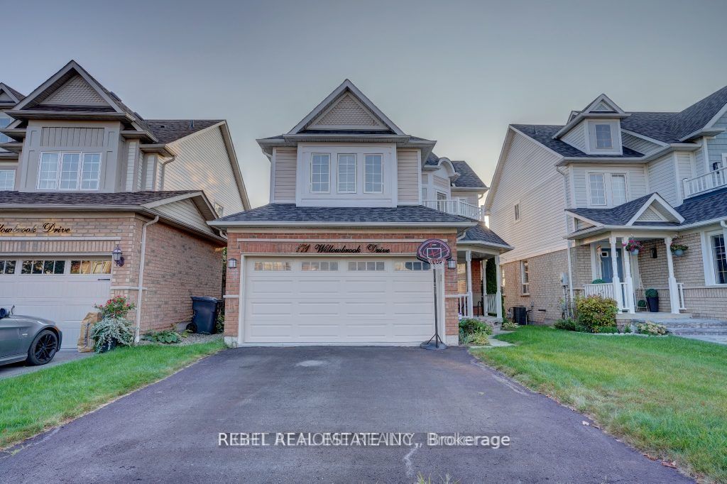 171 Willowbrook Dr, Whitby, Ontario, Pringle Creek