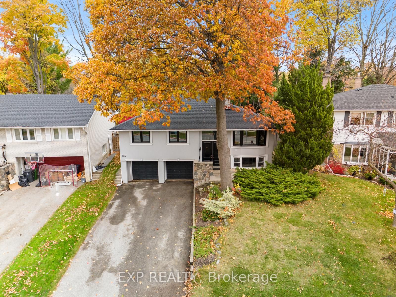 215 Mill Rd, Toronto, Ontario, Markland Wood