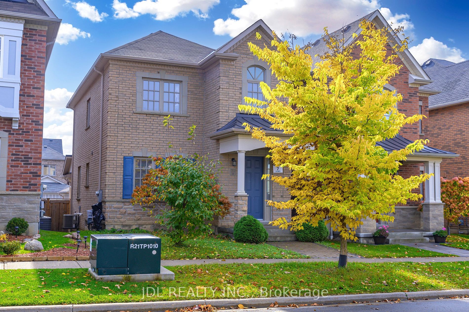 213 Paradelle Dr, Richmond Hill, Ontario, Oak Ridges Lake Wilcox