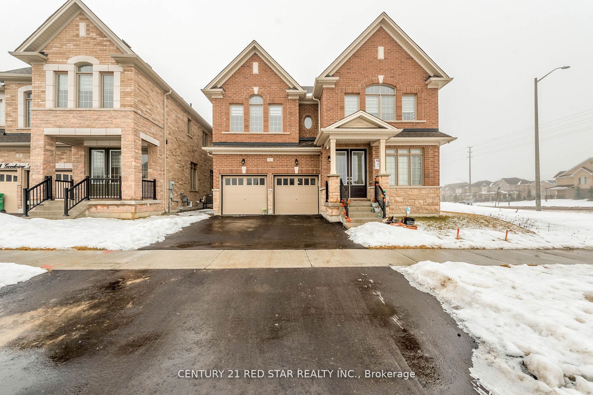 1 Goodview Dr, Brampton, Ontario, Sandringham-Wellington North