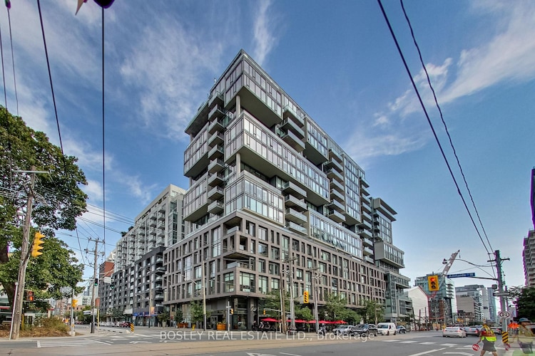 111 Bathurst St, Toronto, Ontario, Waterfront Communities C1