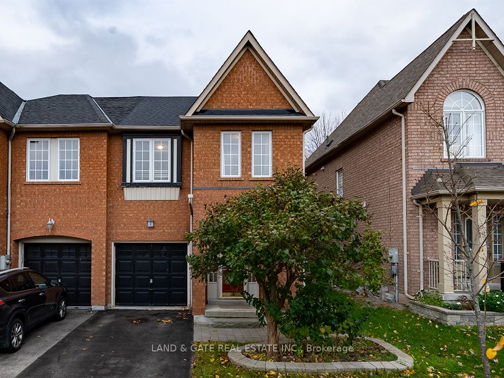 19 Stokely Cres, Whitby, Ontario, Downtown Whitby