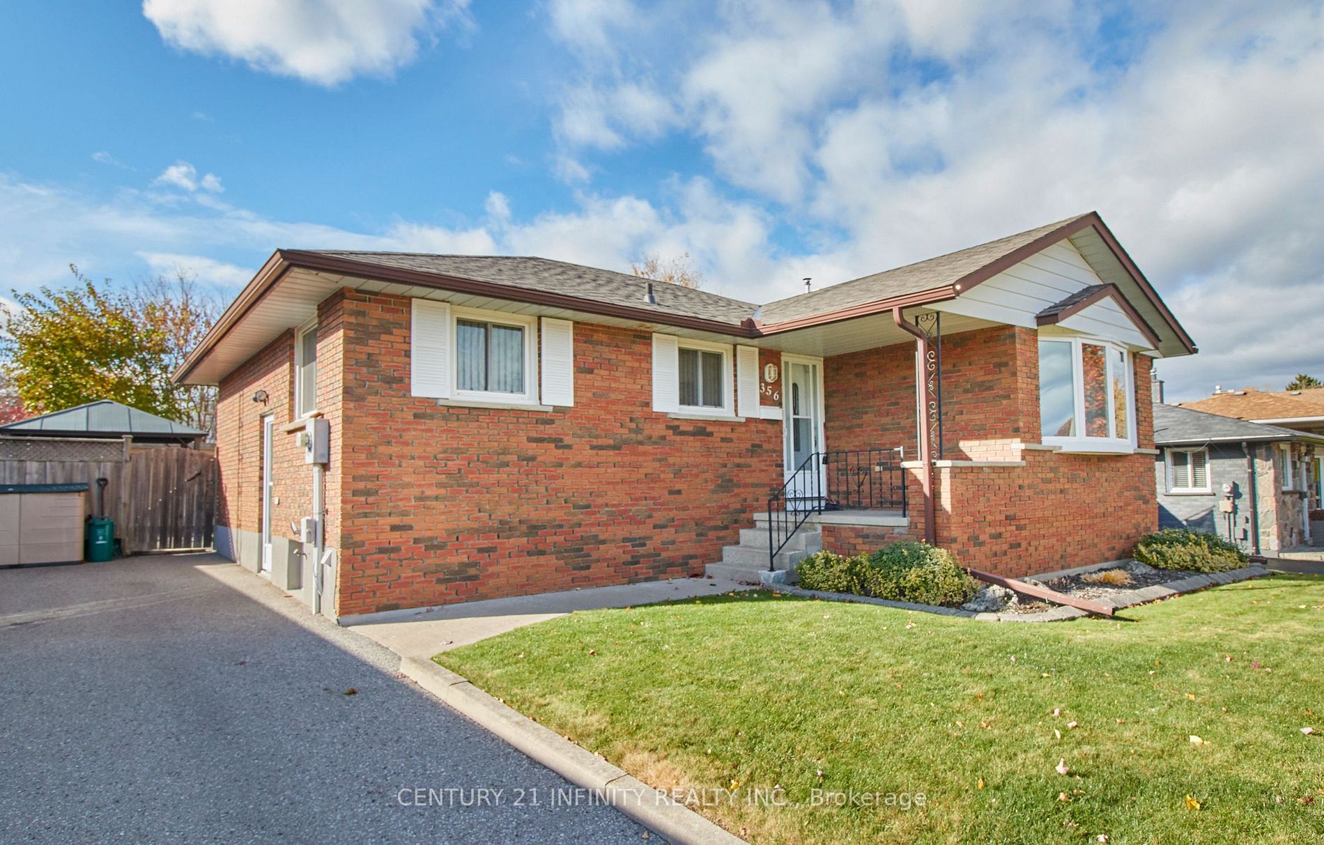 356 Fairlawn St, Oshawa, Ontario, McLaughlin