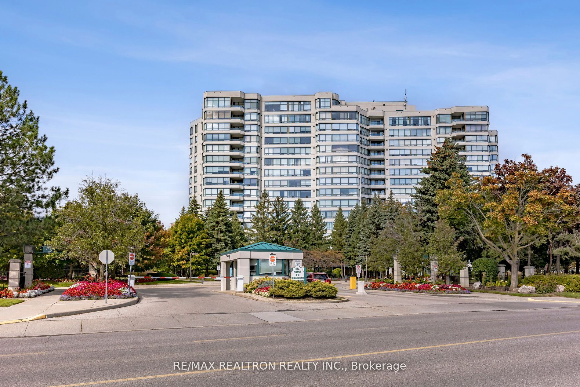 120 Promenade Circ, Vaughan, Ontario, Brownridge