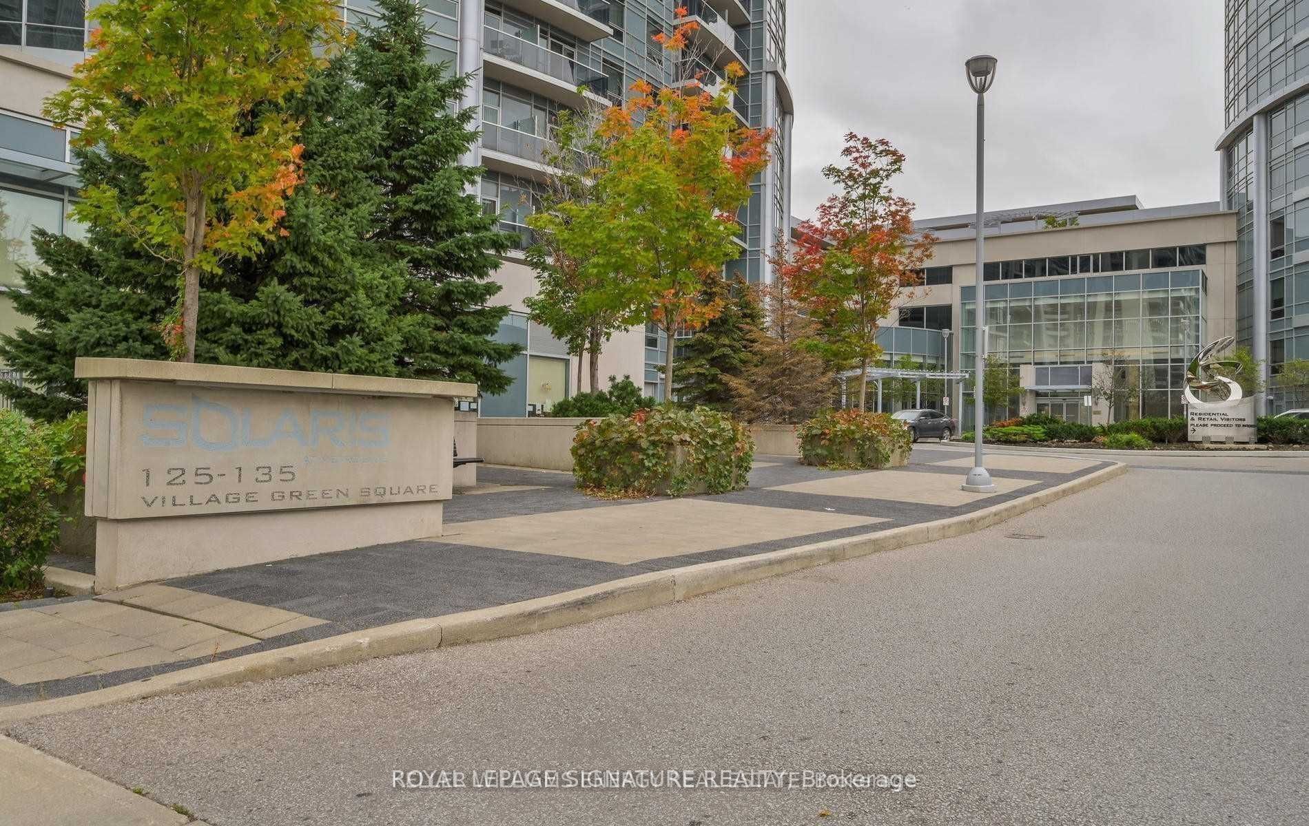 135 Village Green Sq, Toronto, Ontario, Agincourt South-Malvern West