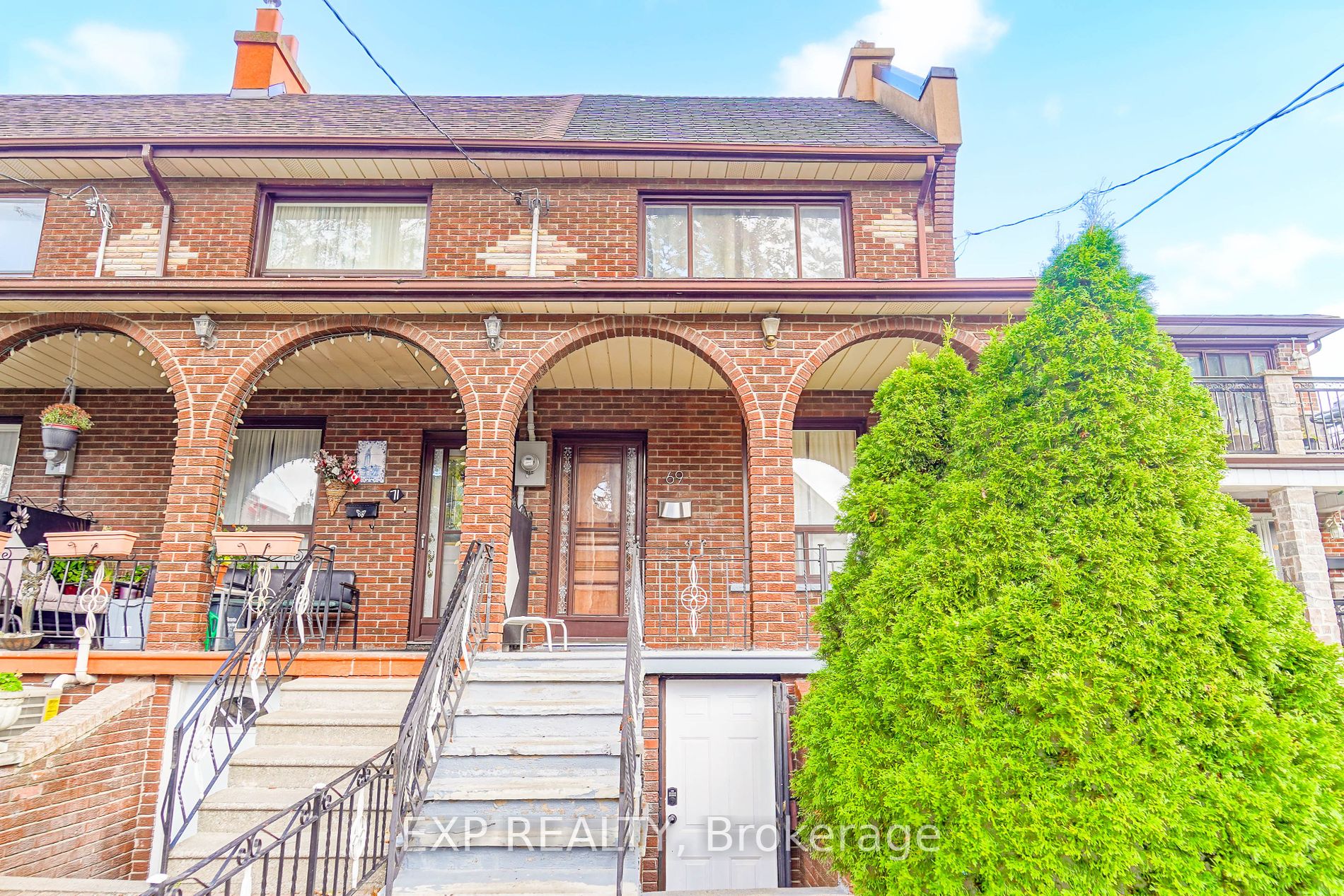 69 Salem Ave, Toronto, Ontario, Dovercourt-Wallace Emerson-Junction