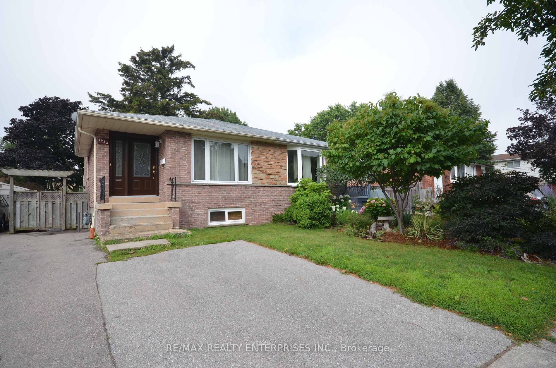 1932 Silverberry Cres, Mississauga, Ontario, Clarkson