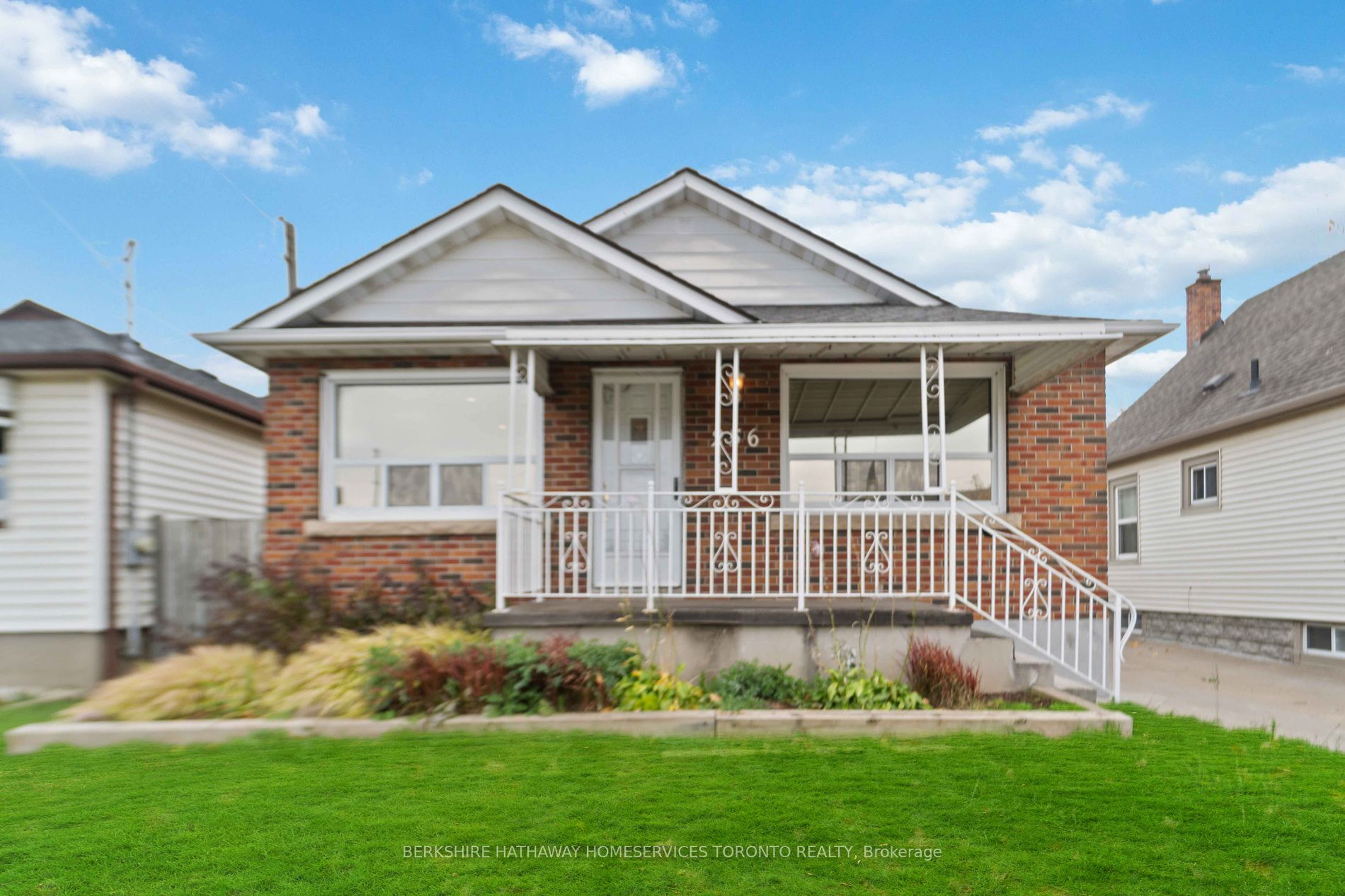 256 Niagara St, St. Catharines, Ontario, 