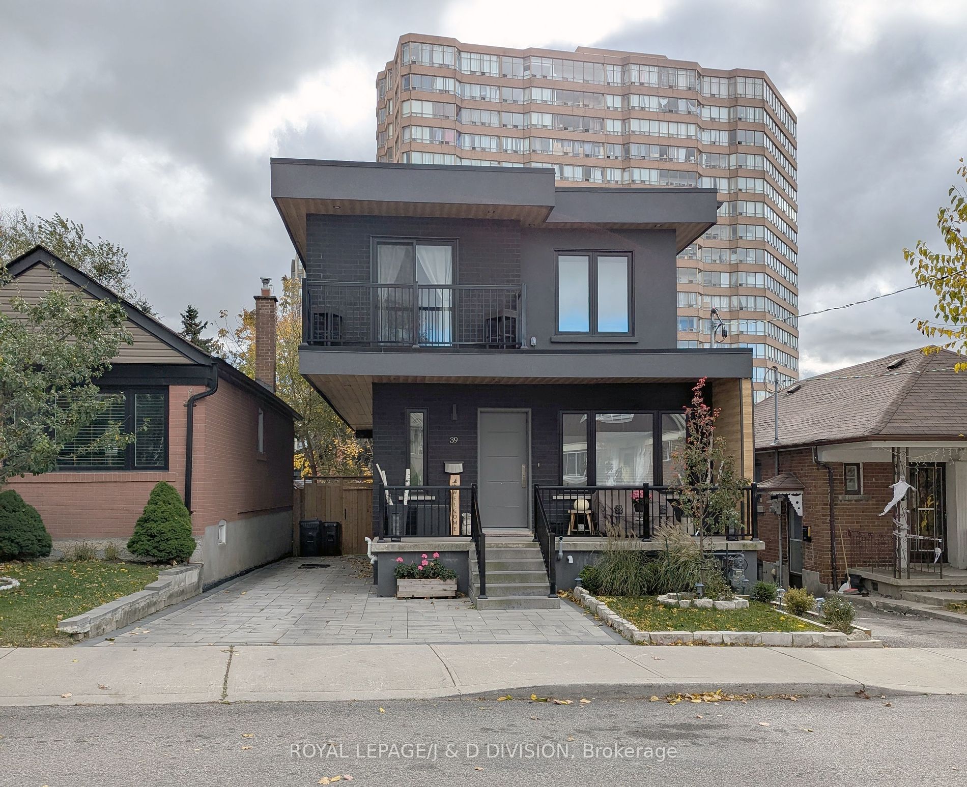 39 Lonborough Ave, Toronto, Ontario, Beechborough-Greenbrook