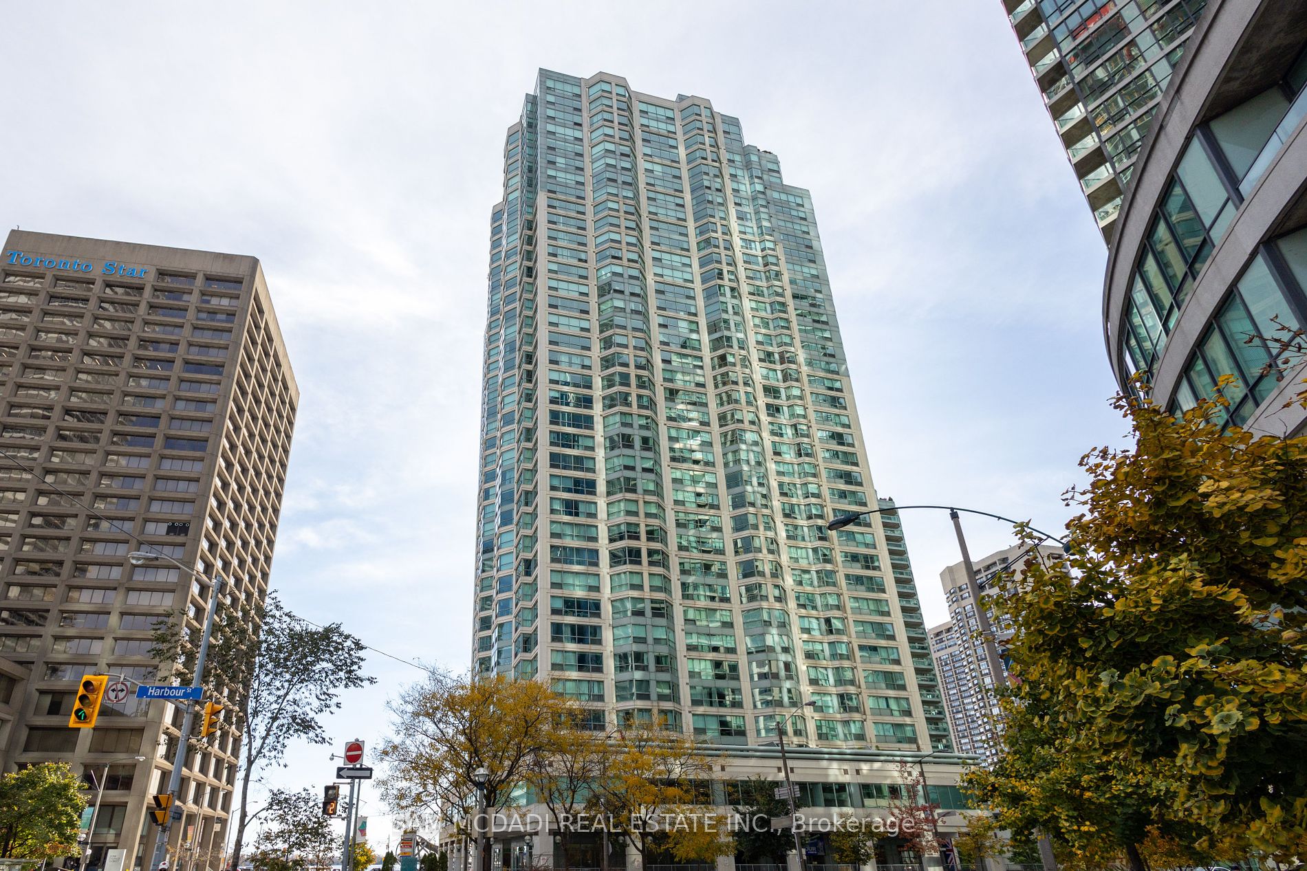 10 Yonge St, Toronto, Ontario, Waterfront Communities C1