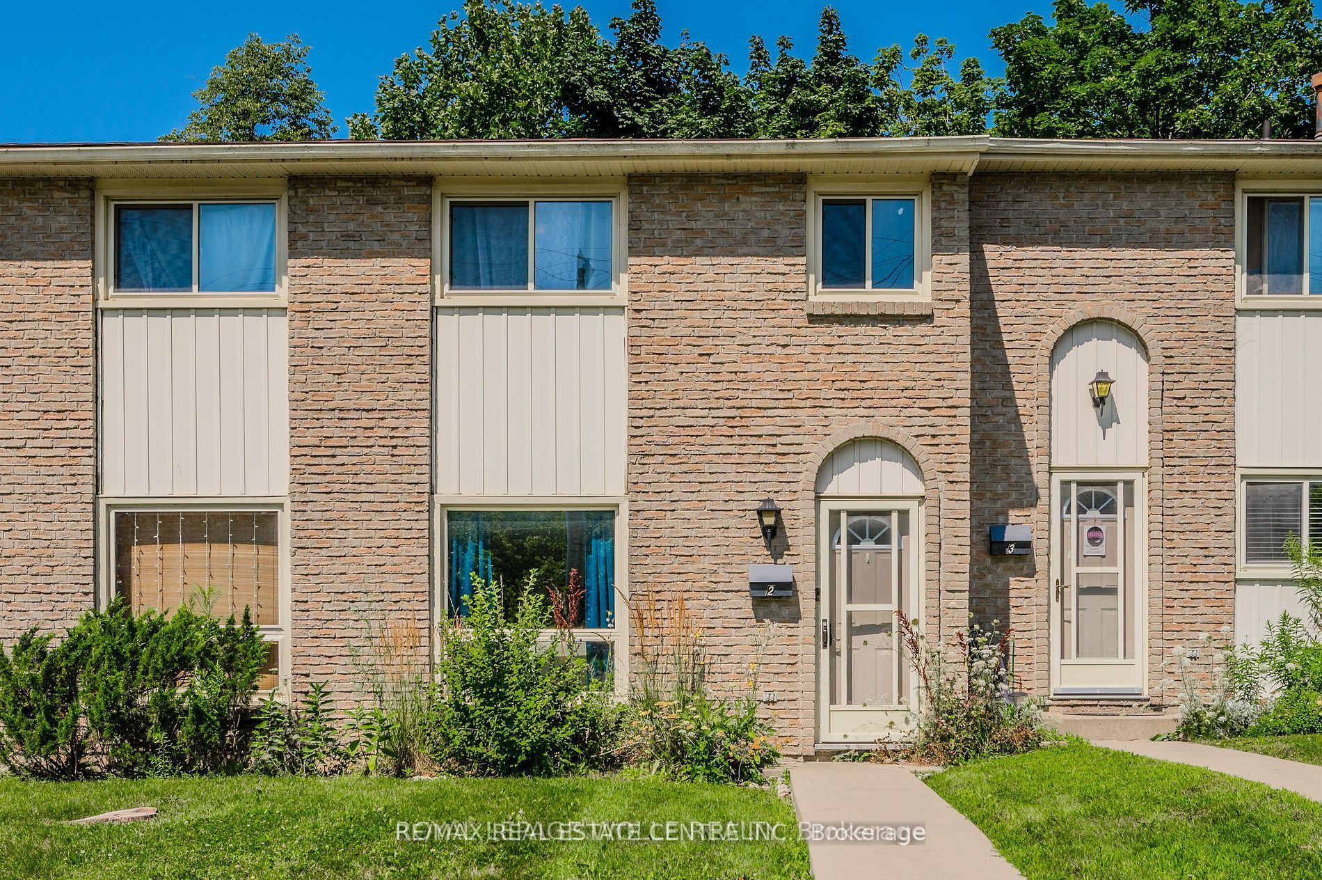 165 Green Valley Dr, Waterloo, Ontario