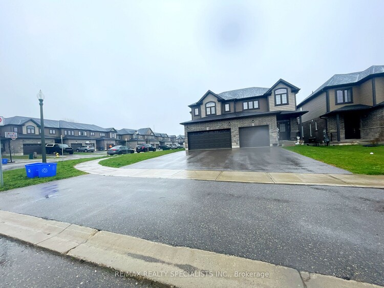 169 Links Cres, Woodstock, Ontario, 