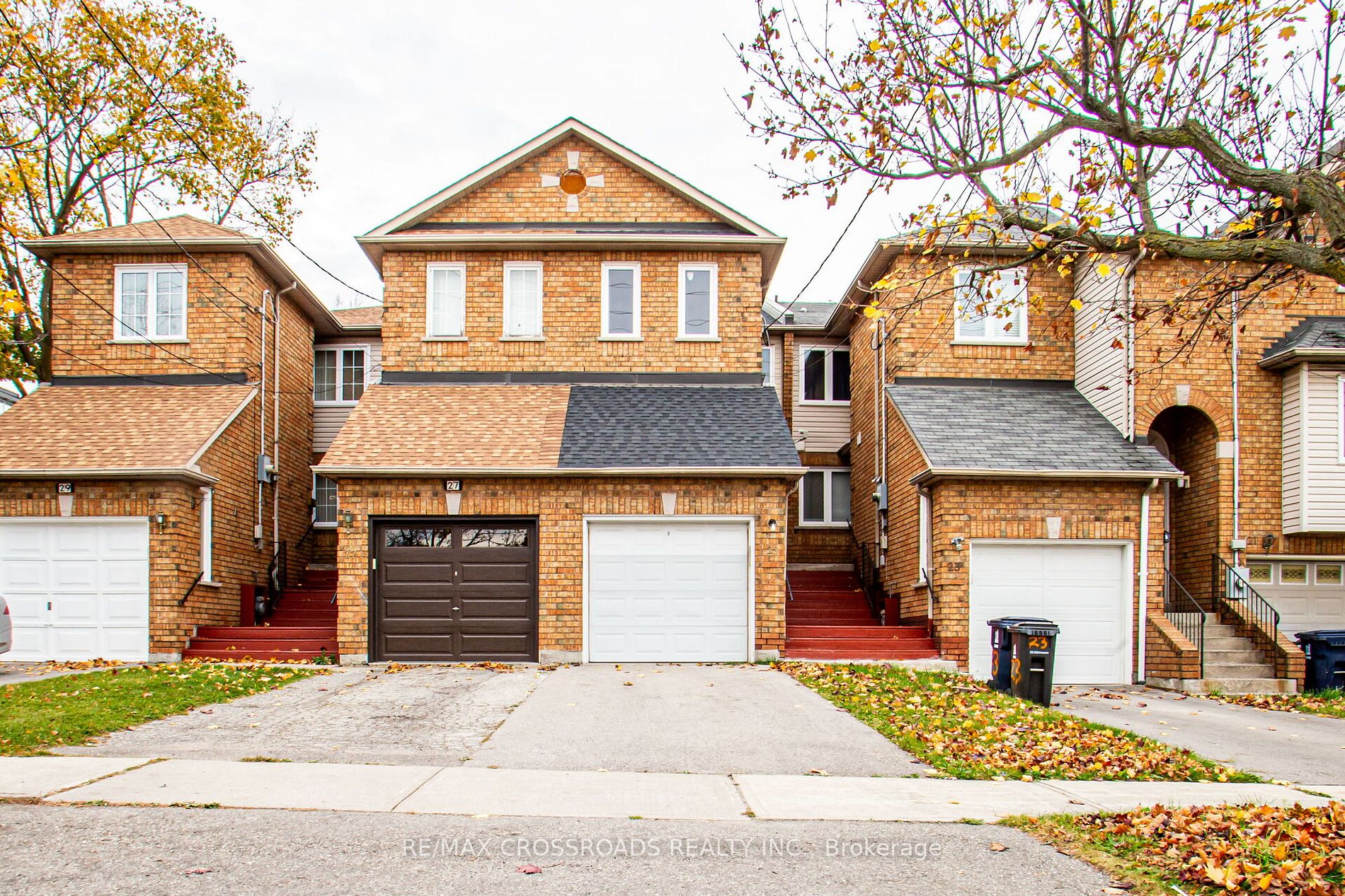 25 Warner Ave, Toronto, Ontario, Victoria Village