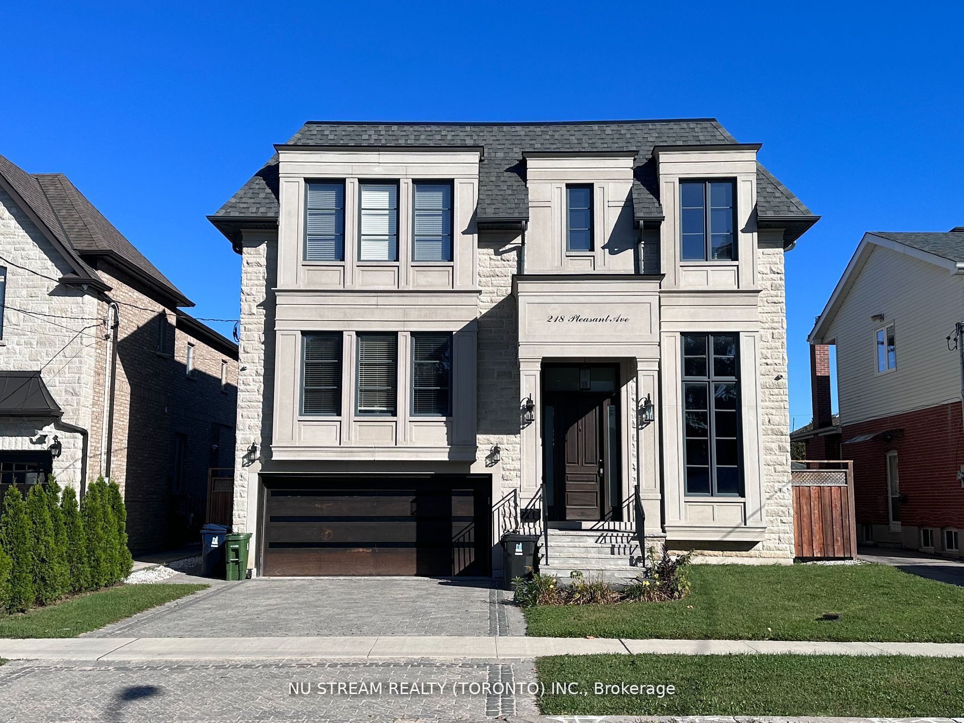 218 Pleasant Ave, Toronto, Ontario, Newtonbrook West