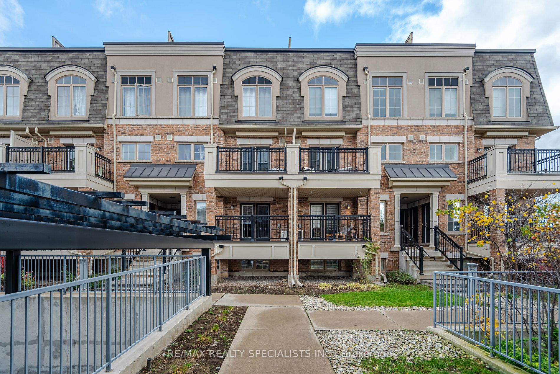 2441 Greenwich Dr, Oakville, Ontario, West Oak Trails