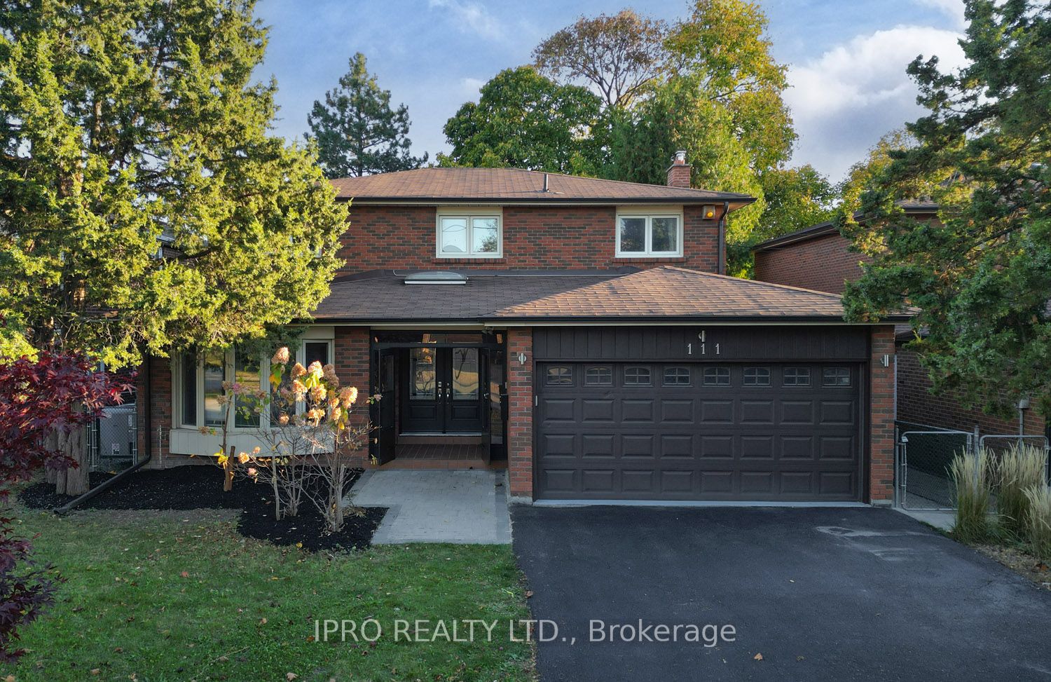 111 Newton Dr, Toronto, Ontario, Newtonbrook East