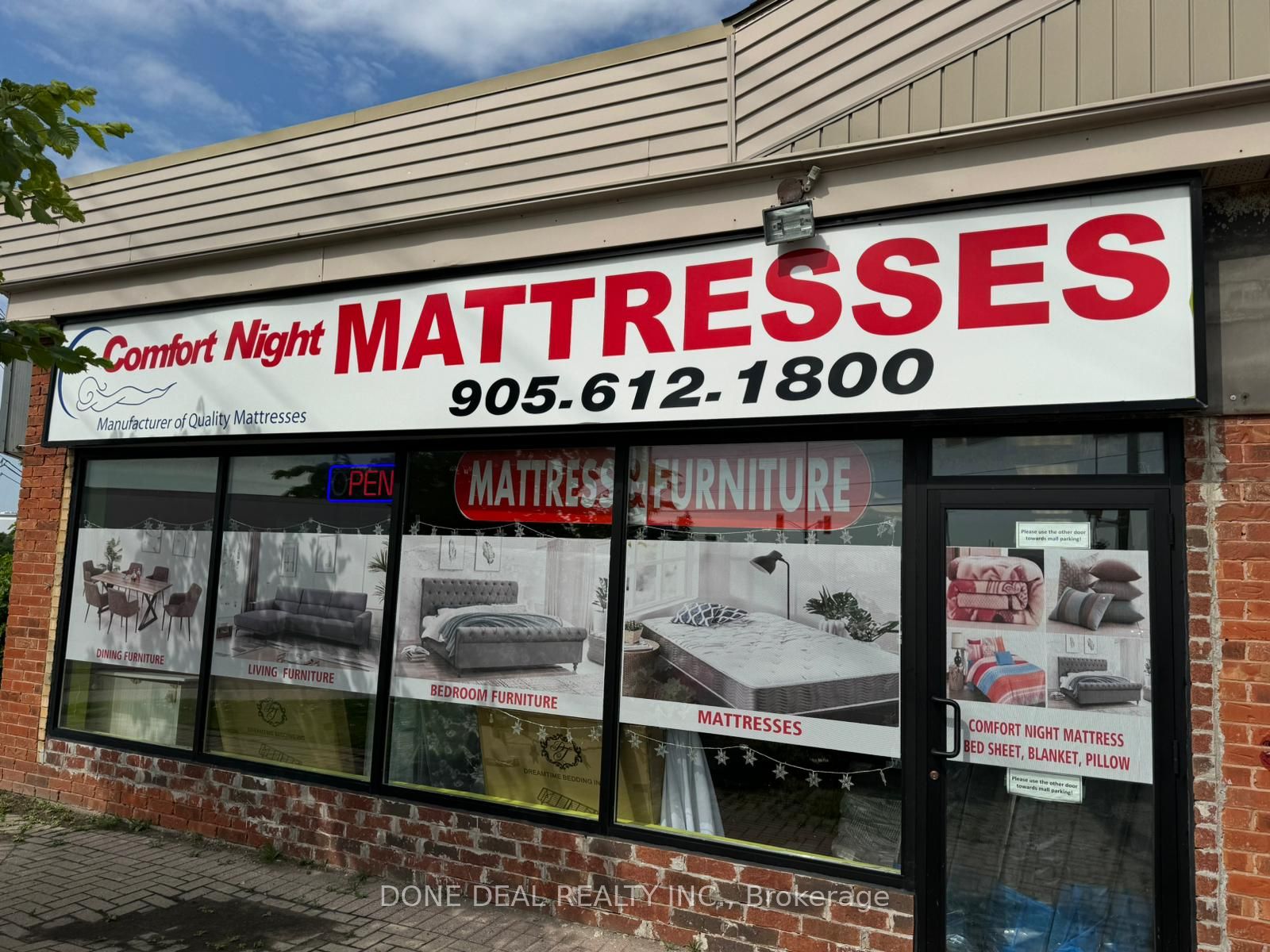 3437 Derry Rd E, Mississauga, Ontario, Malton