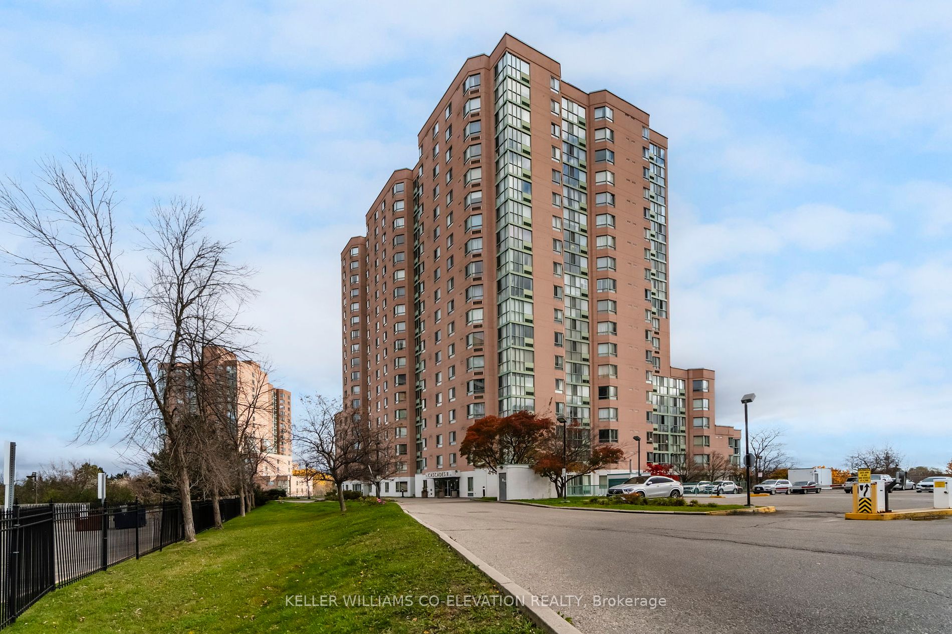 41 Markbrook Lane, Toronto, Ontario, Mount Olive-Silverstone-Jamestown