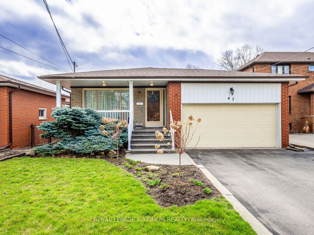 47 Gaydon Ave, Toronto, Ontario, Humberlea-Pelmo Park W5