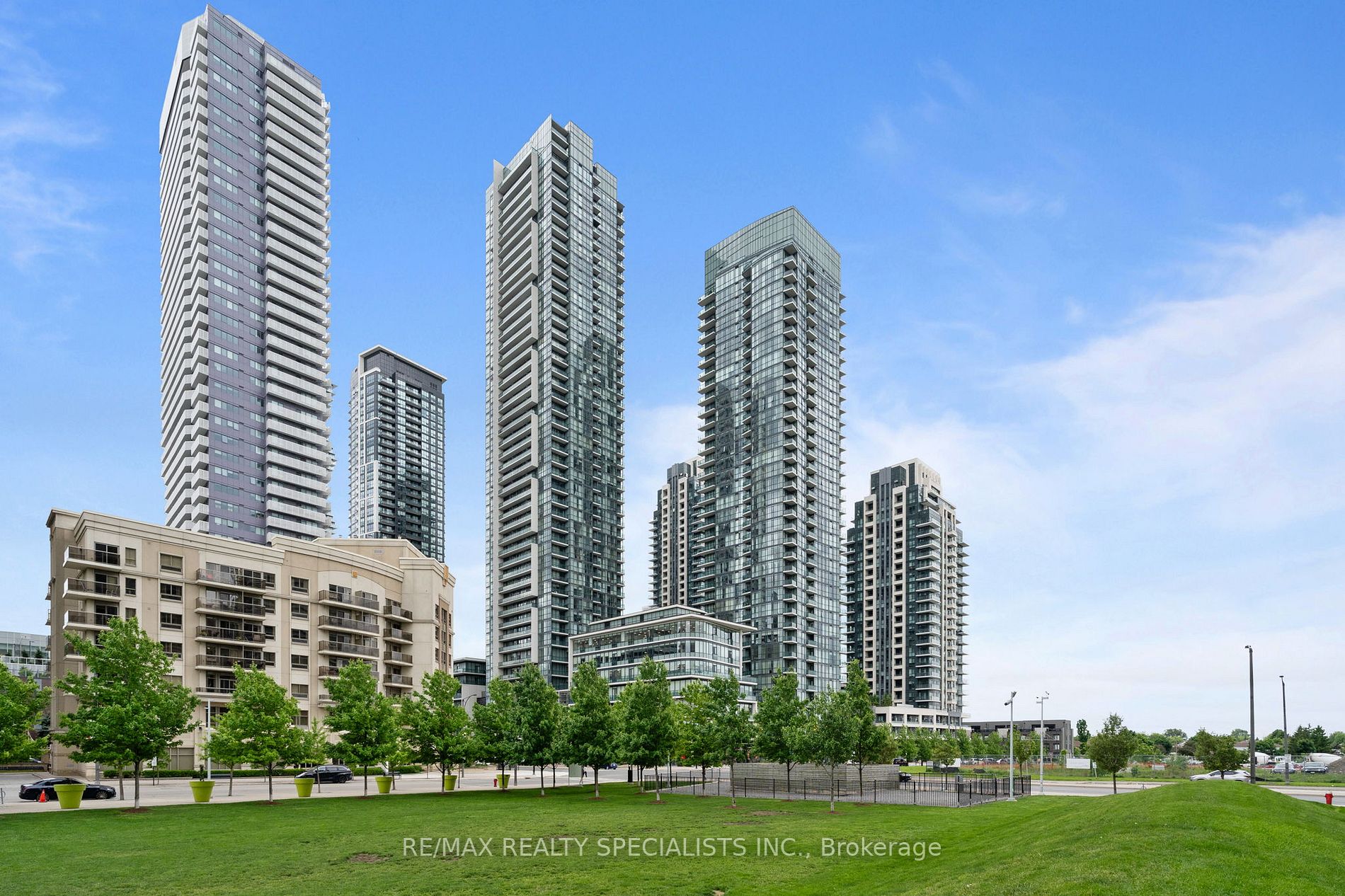 4070 Confederation Pkwy, Mississauga, Ontario, City Centre