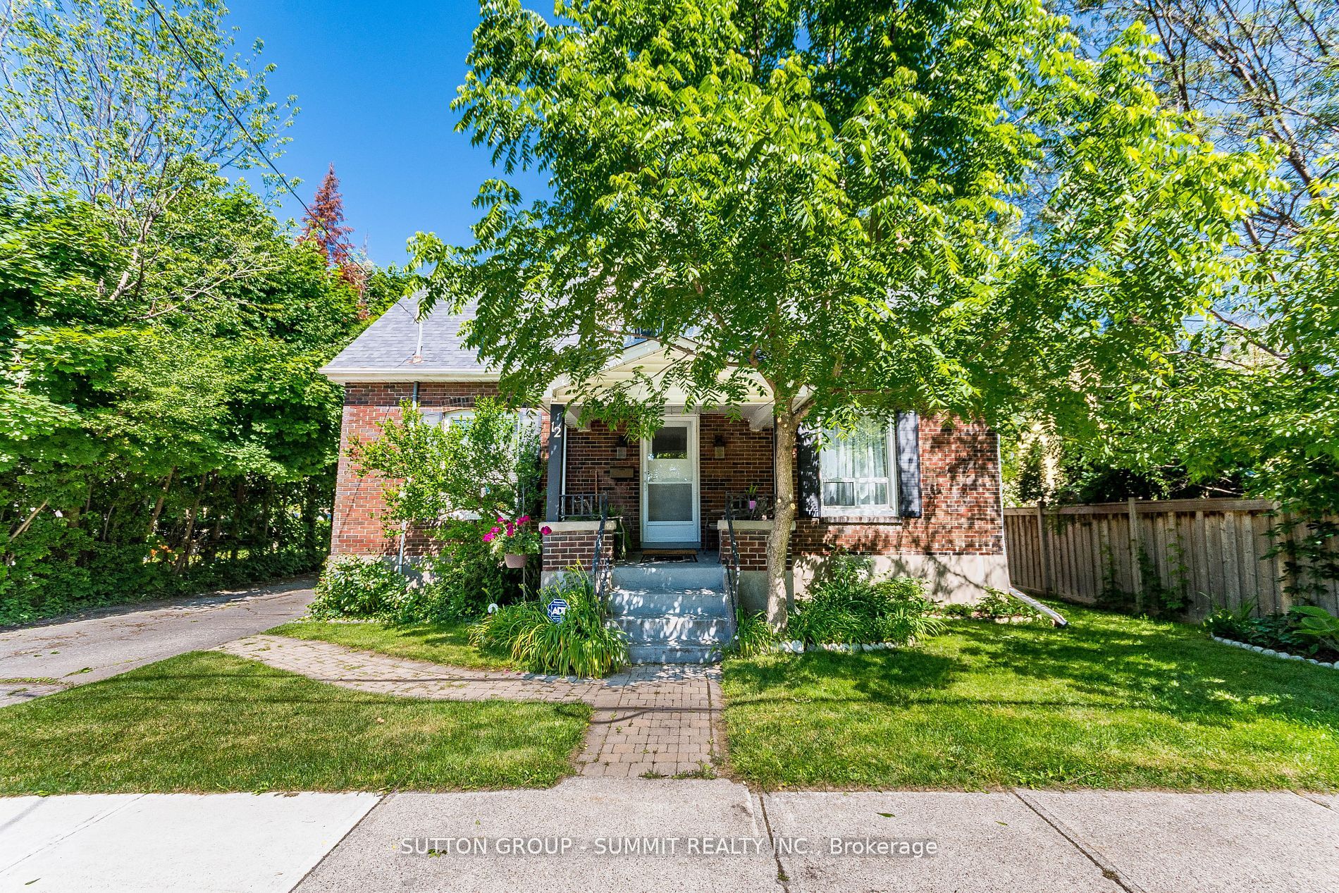 12 Ontario St W, Mississauga, Ontario, Streetsville