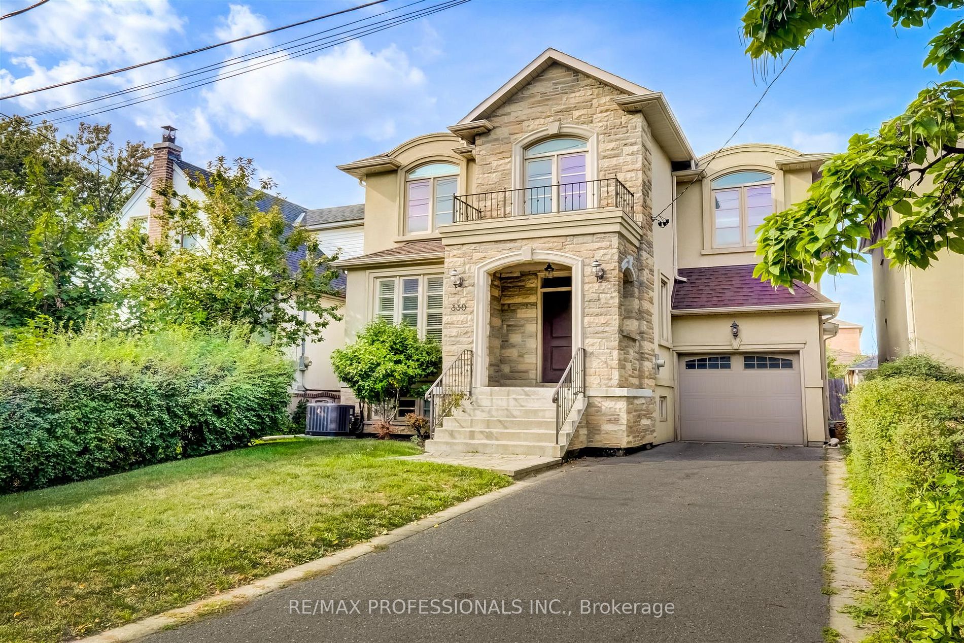 330 Dalesford Rd, Toronto, Ontario, Stonegate-Queensway