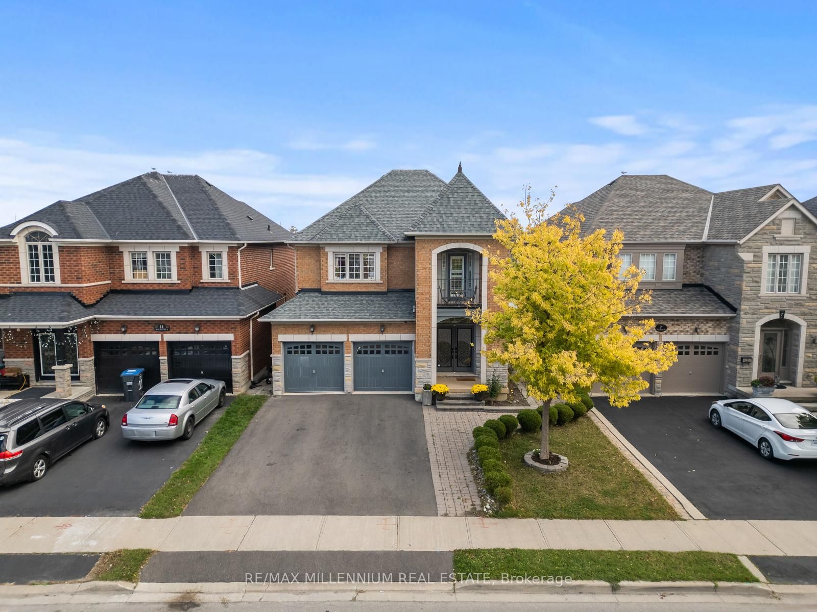 9 Watchman Rd, Brampton, Ontario, Bram East