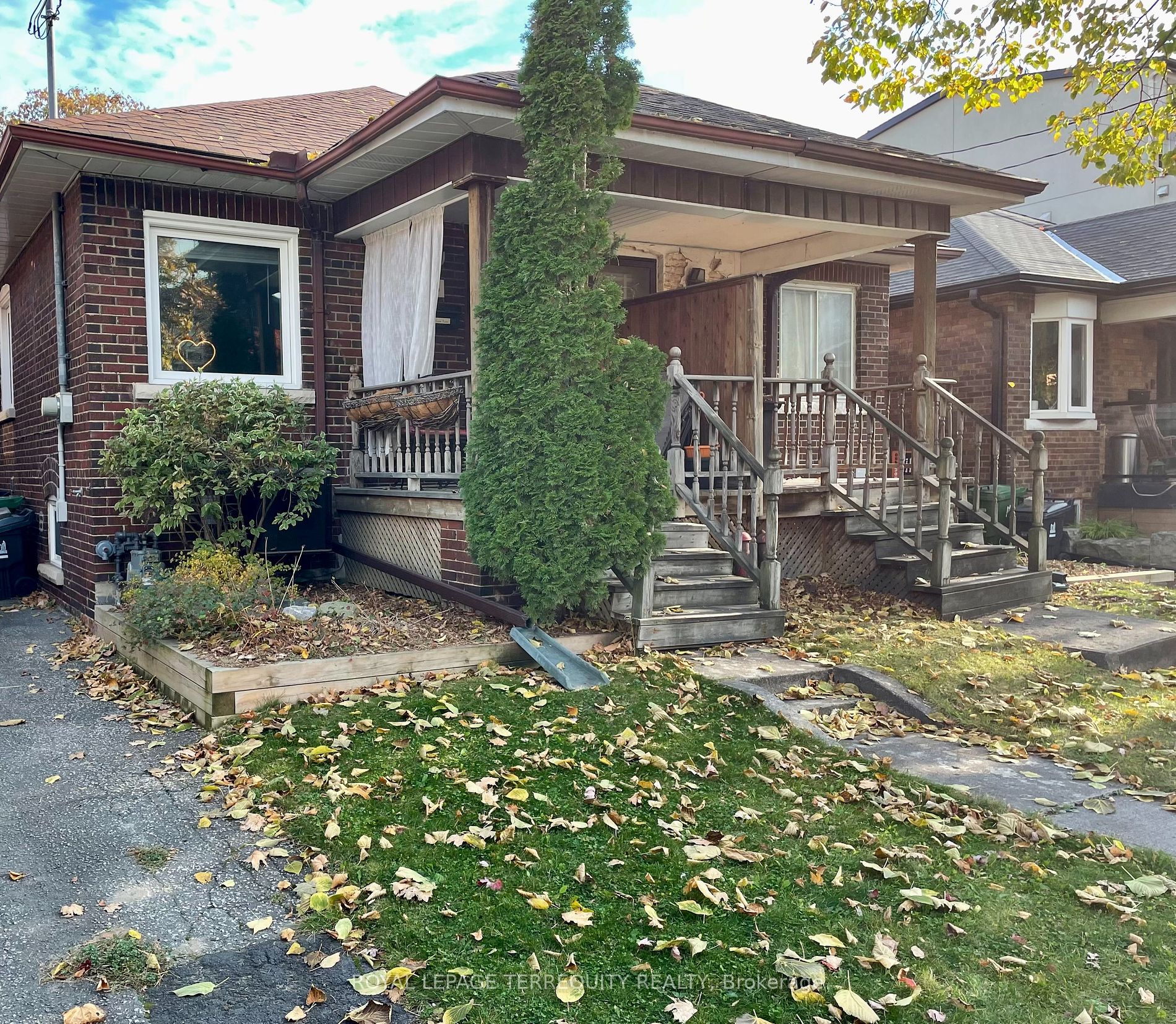 35 Berkshire Ave, Toronto, Ontario, South Riverdale