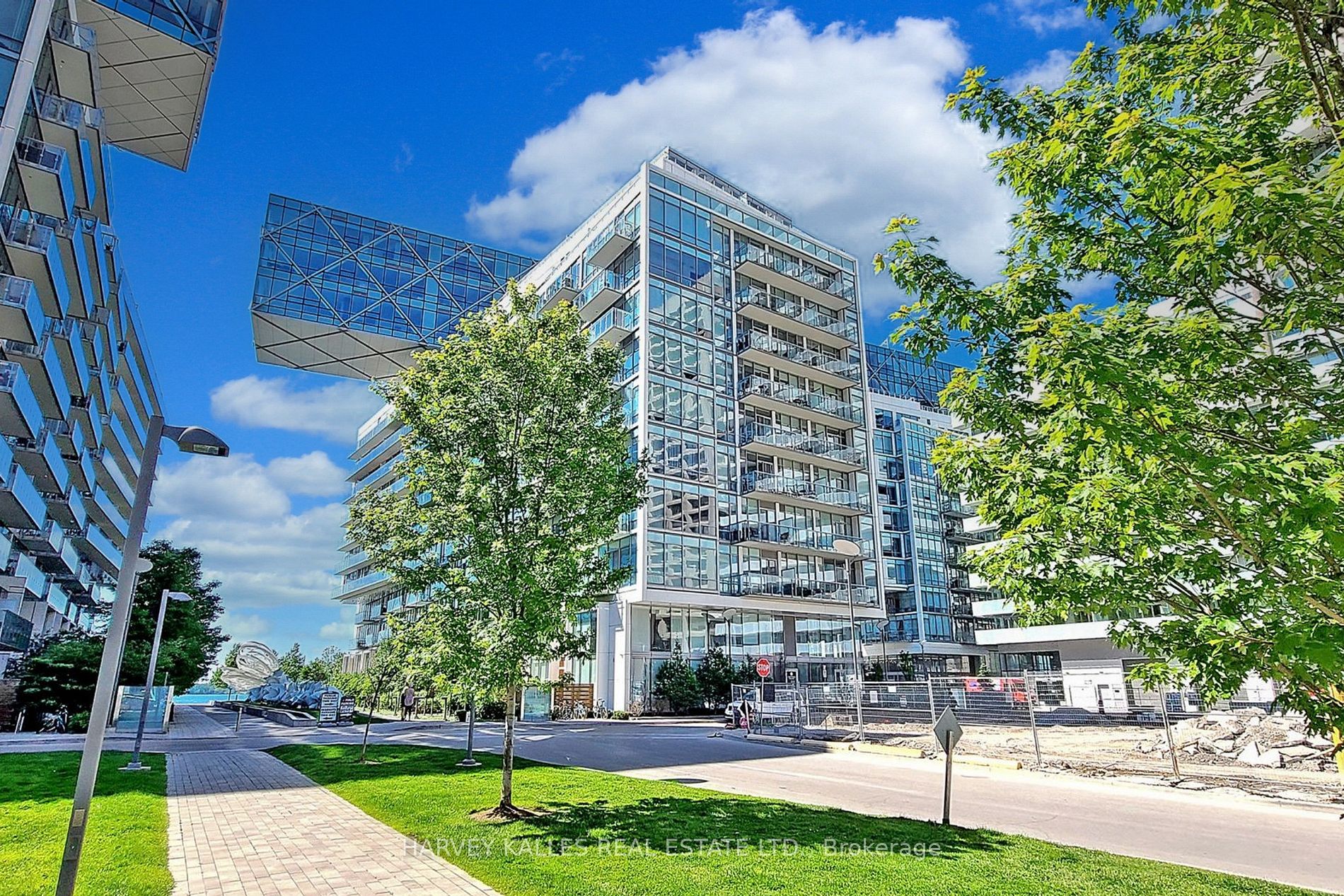 29 Queens Quay  E, Toronto, Ontario, Waterfront Communities C1