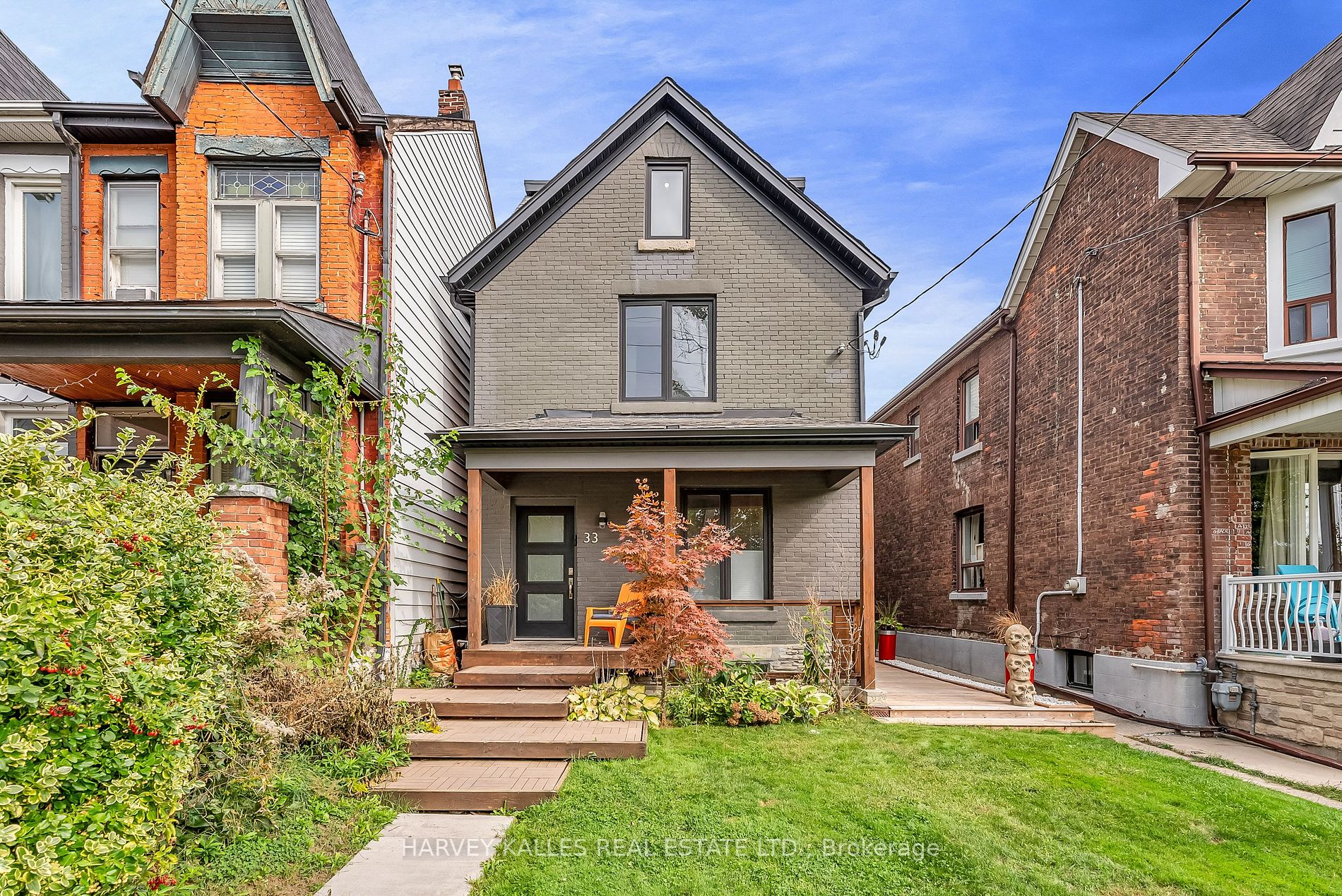 33 Edwin Ave, Toronto, Ontario, Dovercourt-Wallace Emerson-Junction