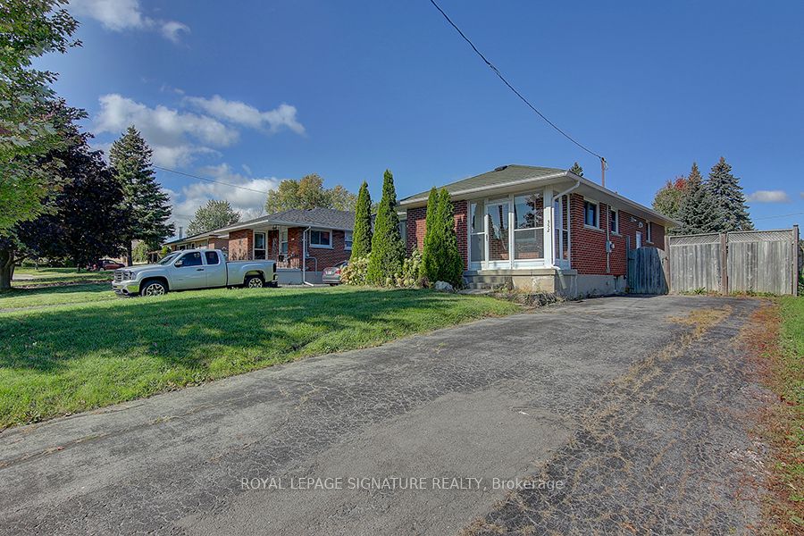 352 Garden Crt, Oshawa, Ontario, McLaughlin