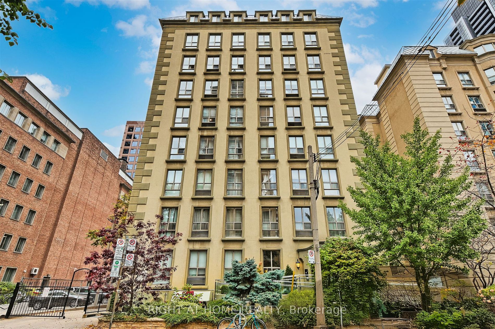 80 Charles St E, Toronto, Ontario, Church-Yonge Corridor