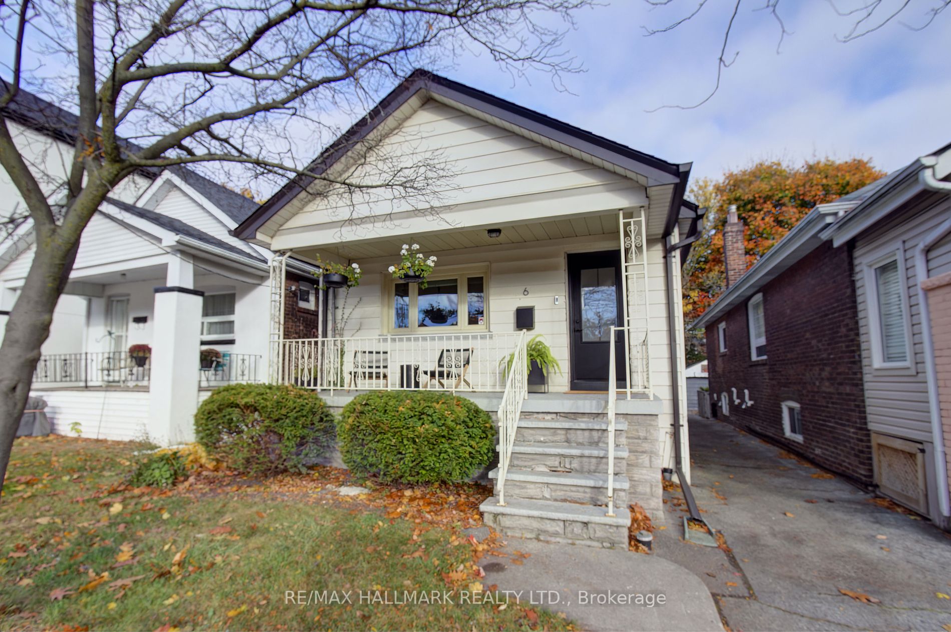 6 Newmarket Ave, Toronto, Ontario, Woodbine-Lumsden