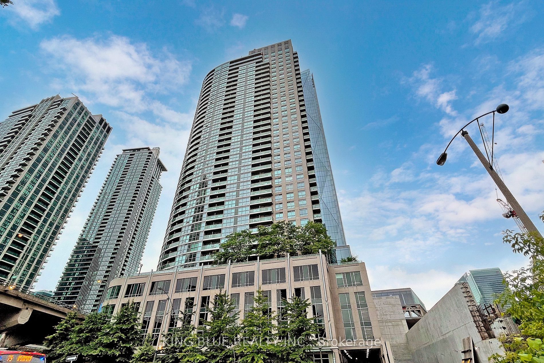 18 Yonge St, Toronto, Ontario, Waterfront Communities C1